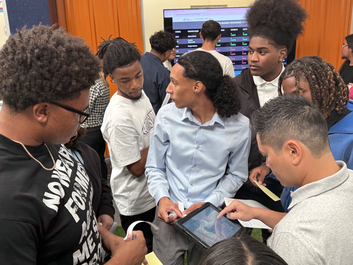 StephenJamesMBA's tweet image. Business Practicum students @whsmustangs took on the stock market at @JA_USA BizTown! 💼📊 Competing against other Houston-area schools, they learned the ins and outs of investing and teamwork. @SpringISD_CTE #Careerready #FutureLeaders