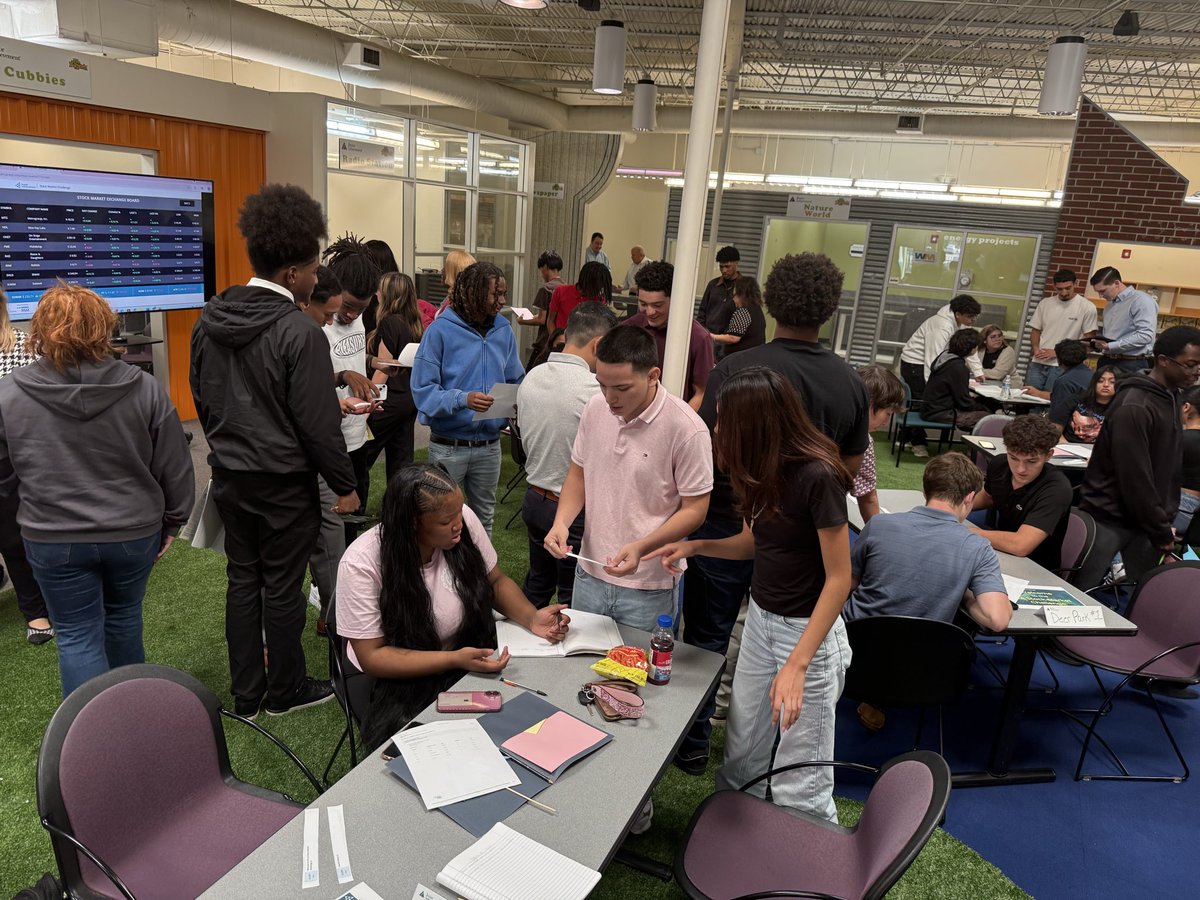 StephenJamesMBA's tweet image. Business Practicum students @whsmustangs took on the stock market at @JA_USA BizTown! 💼📊 Competing against other Houston-area schools, they learned the ins and outs of investing and teamwork. @SpringISD_CTE #Careerready #FutureLeaders