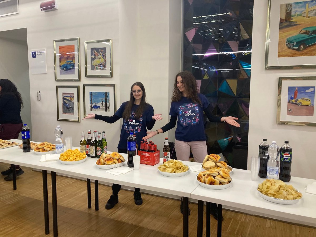 Mupin_It's tweet image. I nostri splendidi volontari e volontarie!!
#adaday #adalovelaceday #Torino