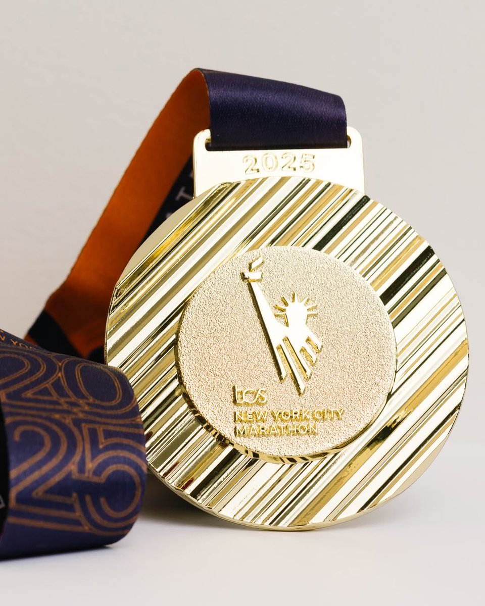 Octagon's tweet image. This cinematic 3D experience brings the @nycmarathon course to life like never before - capturing every bridge, every block, and every borough from start to finish. 🗽

🎥 Watch: