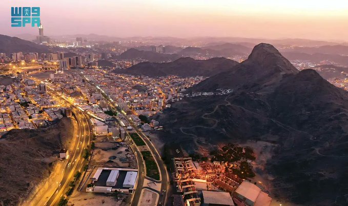 تجربة صعود غار حراء السياحية تثري الزائرين #سياحة 