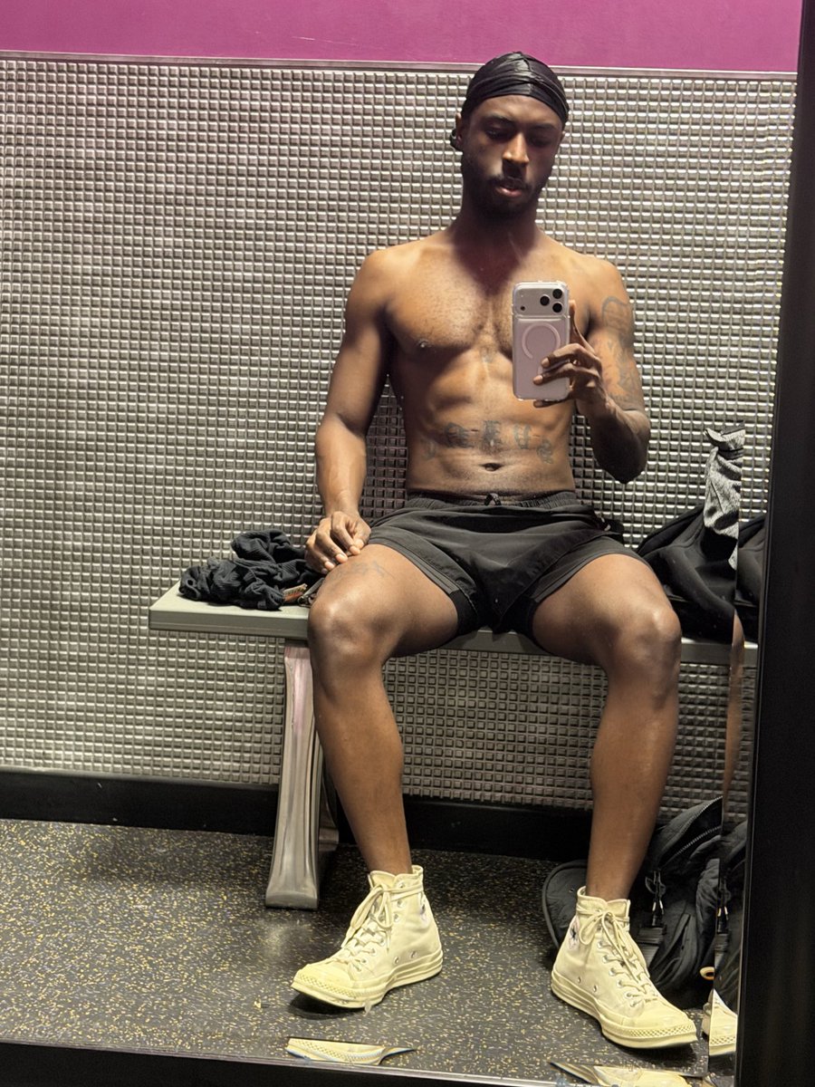 Agent Cobra Bubbles ✨ tweet media