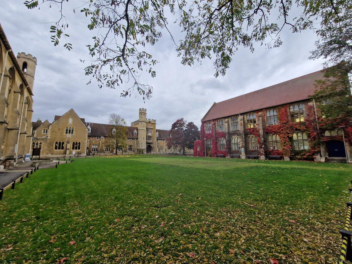teacher_tweed's tweet photo. I had a lovely morning visiting Francis Close Hall for the VC catch-up and then worked in one of the wonderful offices before heading out for a school visit #teamglos https://t.co/MkzEVj6qPu