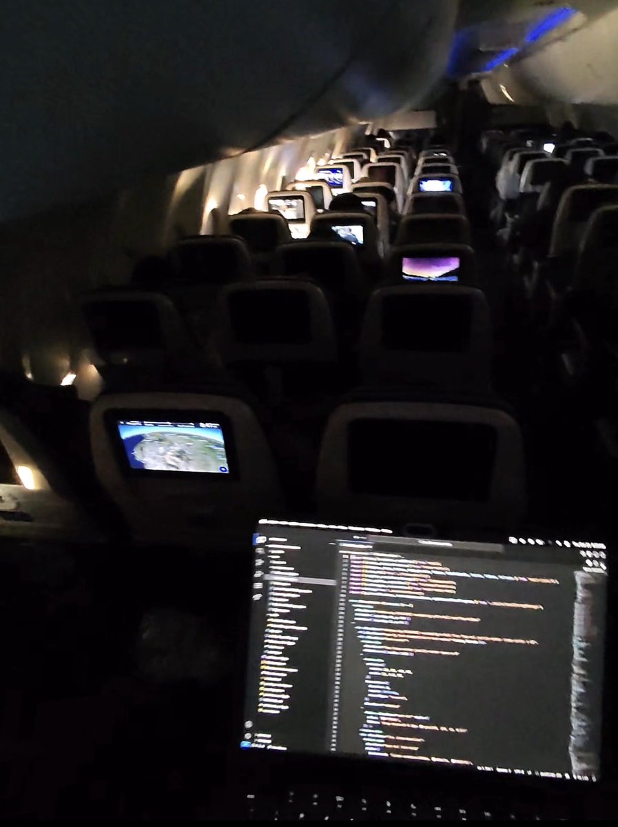 whosjunaidd's tweet image. what’s stopping you from coding like this