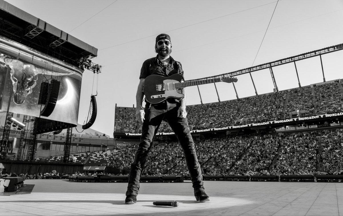RONNIE DUNN tweet media
