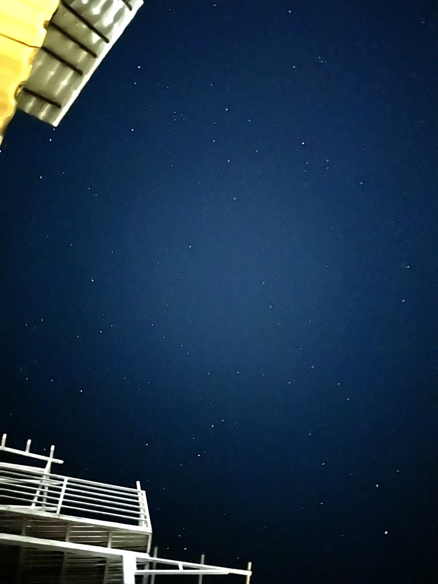 maikitto_43's tweet photo. 標高2100mの村🇳🇵
ナガルコット
歩いて、夕陽を見て、夜空を楽しむ😌
それしかない🤣 https://t.co/WcKF20M5sx