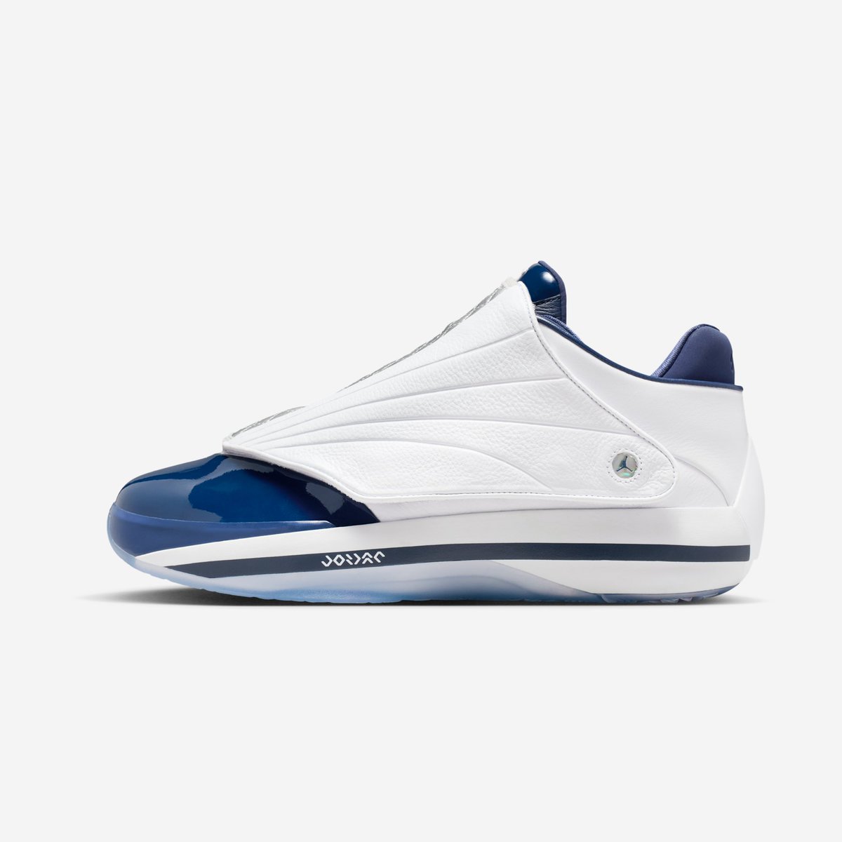 zSneakerHeadz's tweet image. FIRST LOOK at the AIR JORDAN 4016 🤔👀