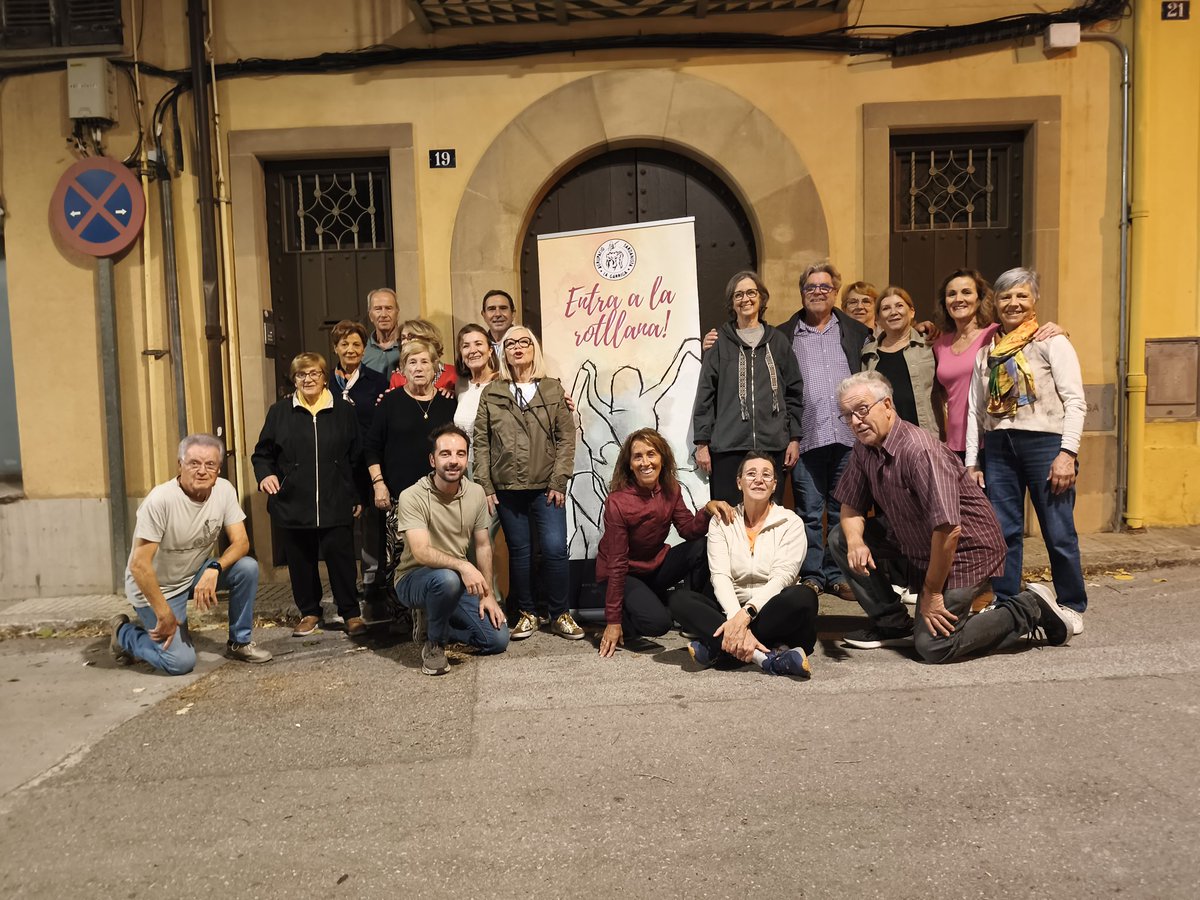 Sardanes la Garriga tweet media