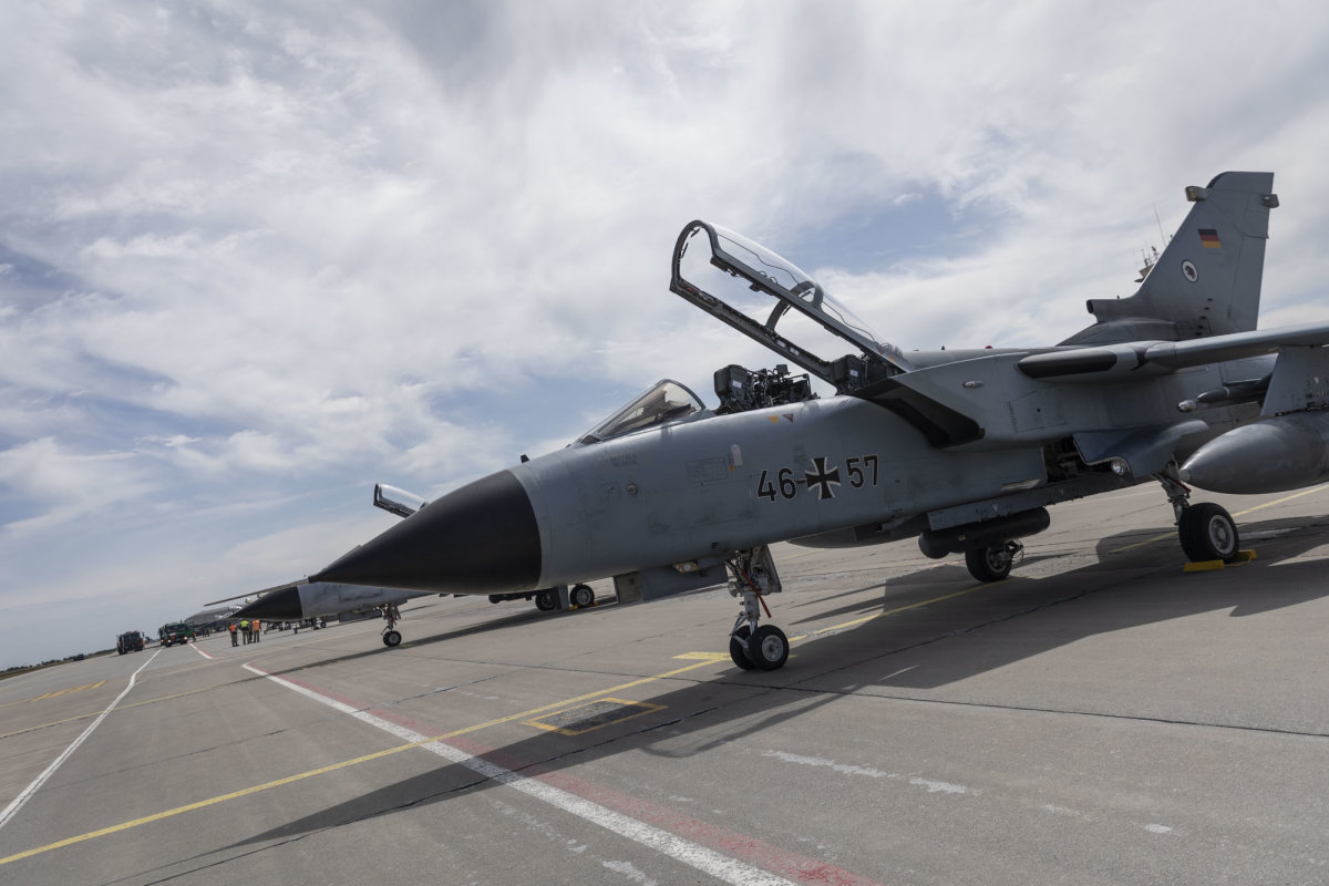 Defcon_Level's tweet image. Russian Military Aircraft Violates Lithuanian Airspace. The Lithuanian Ministry of Foreign Affairs reported the intrusion lasted 18 seconds in the Kibartai area. Lithuanian President Gitanas Nausėda condemned the action as a violation of international law.
🚨 Latest Breaking…