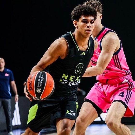 nbadraftpoint's tweet image. 🇪🇸 Domi Fisher had a dominant performance for the Academy of Central Florida despite the loss to Dubai BC in the Bridge of Hoops event in Italy

27 points
6 assists
8 steals
12-23 FG
3-7 3P

The 6’0 PG joins the Academy after developing in Spain for Estudiantes last year