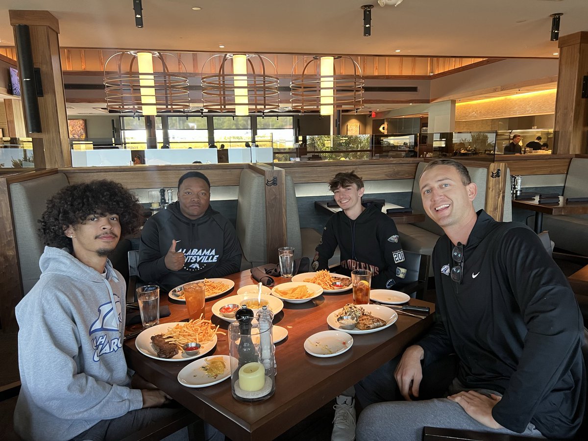 UAH Men's Basketball tweet media