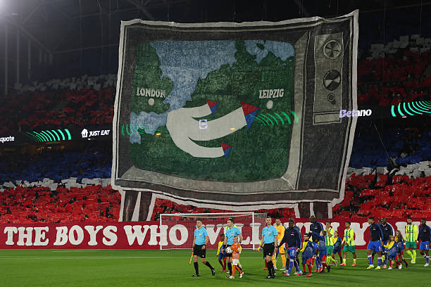 MrsPalacee's tweet image. the boys who will win your little game #cpfc ❤️💙