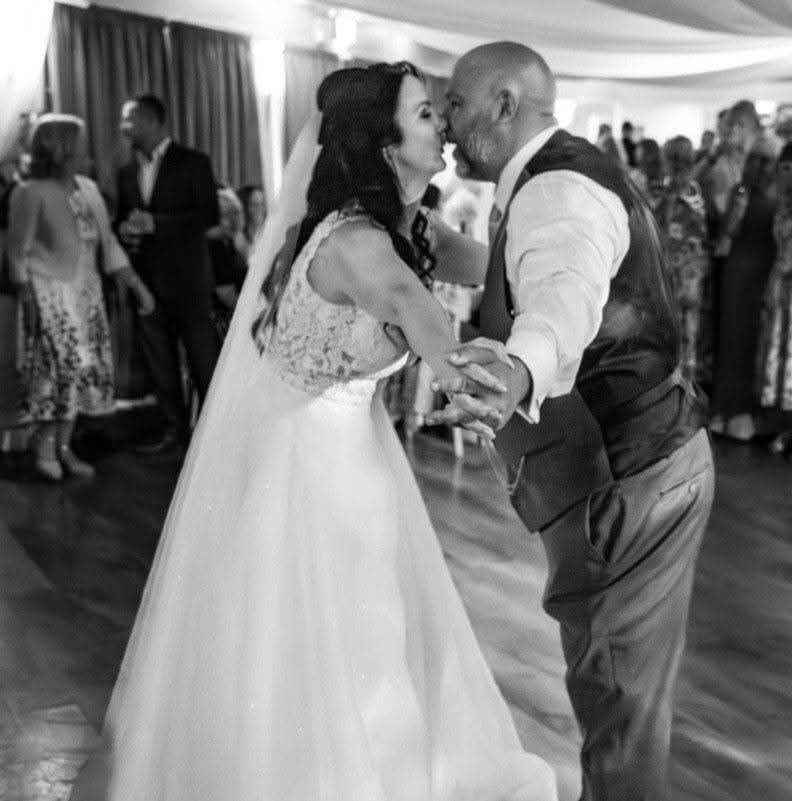 💟 HAPPILY EVER AFTER 💟
Gorgeous Honeyblossom Bride Katy finally got her dream wedding day and wow, it was totally worth the wait! After a little extra time and anticipation, Katy and her husband celebrated <a href="/MereCourtHotel/">Mere Court Hotel</a> surrounded by their friends and family. Congrats! Xx