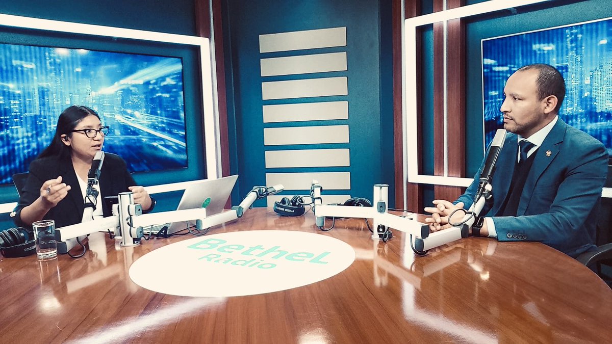 WillRo_18's tweet photo. @AlejoMunante: «Lo que estamos viendo hoy en el @FiscaliaPeru , y en algunos casos en el @Poder_Judicial_, es consecuencia de la 'oenegización' de la justicia. Muchos (fiscales y jueces) se asocian para perseguir objetivos políticos e ideológicos, y desde ahí ya estamos mal». https://t.co/hqM7OffqXq