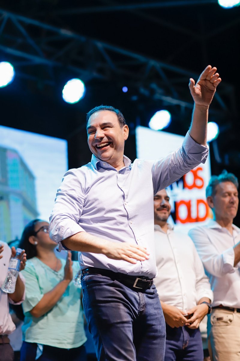 En #Esquina se siente el cambio.
Con Arnoldo Röhner, la ciudad tiene rumbo, tiene fuerza y tiene futuro. 💥
¡Vamos juntos por una Esquina que crece!
#VamosCtes