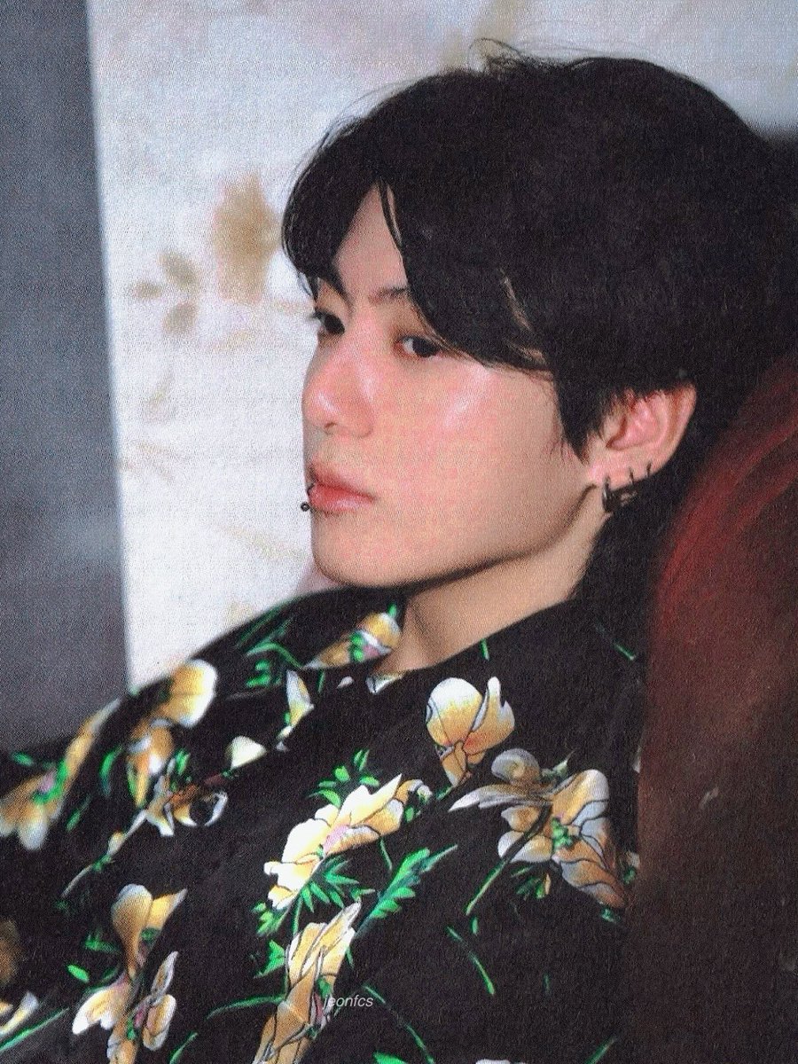 thvjkmon's tweet image. Jungkook is so beautiful