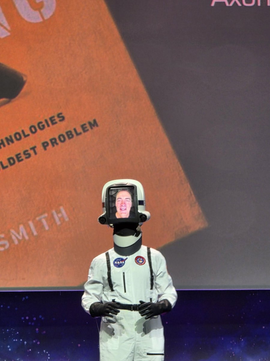 Lyn Maja tweet media