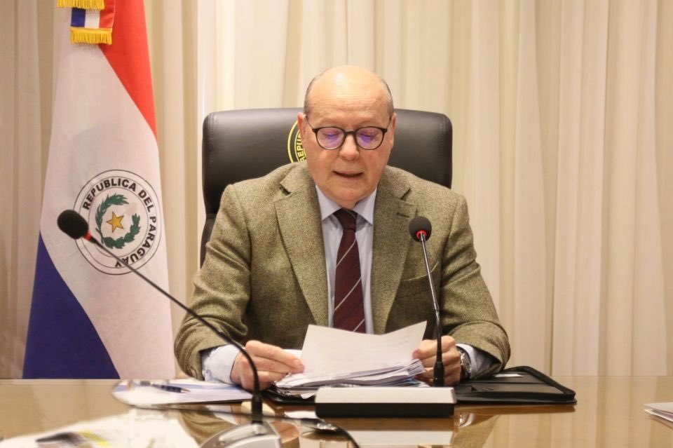 PoderJudicialPY's tweet image. 🔴Presidente de la Corte Suprema, doctor César Diesel, alerta sobre uso indebido de su nombre en gestiones no autorizadas
🔷El presidente de la Corte Suprema de Justicia, doctor César Diesel, alertó a la ciudadanía sobre el uso indebido de su nombre en supuestas gestiones…