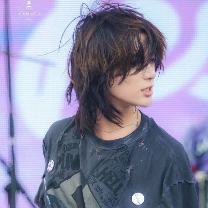beomilog's tweet photo. i think about her every night before i fall asleep https://t.co/ffaGIv7mV0