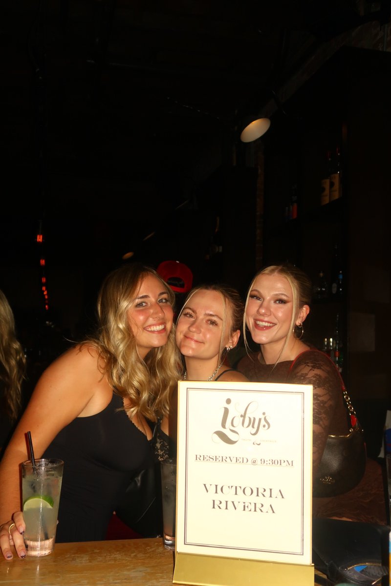 🎉 Happy birthday to YOU! It’s your party--own the night at Igby’s. 🥂 From private parties to unforgettable toasts, we’ve got everything you need to celebrate big. Book your bash now and let the champagne flow!