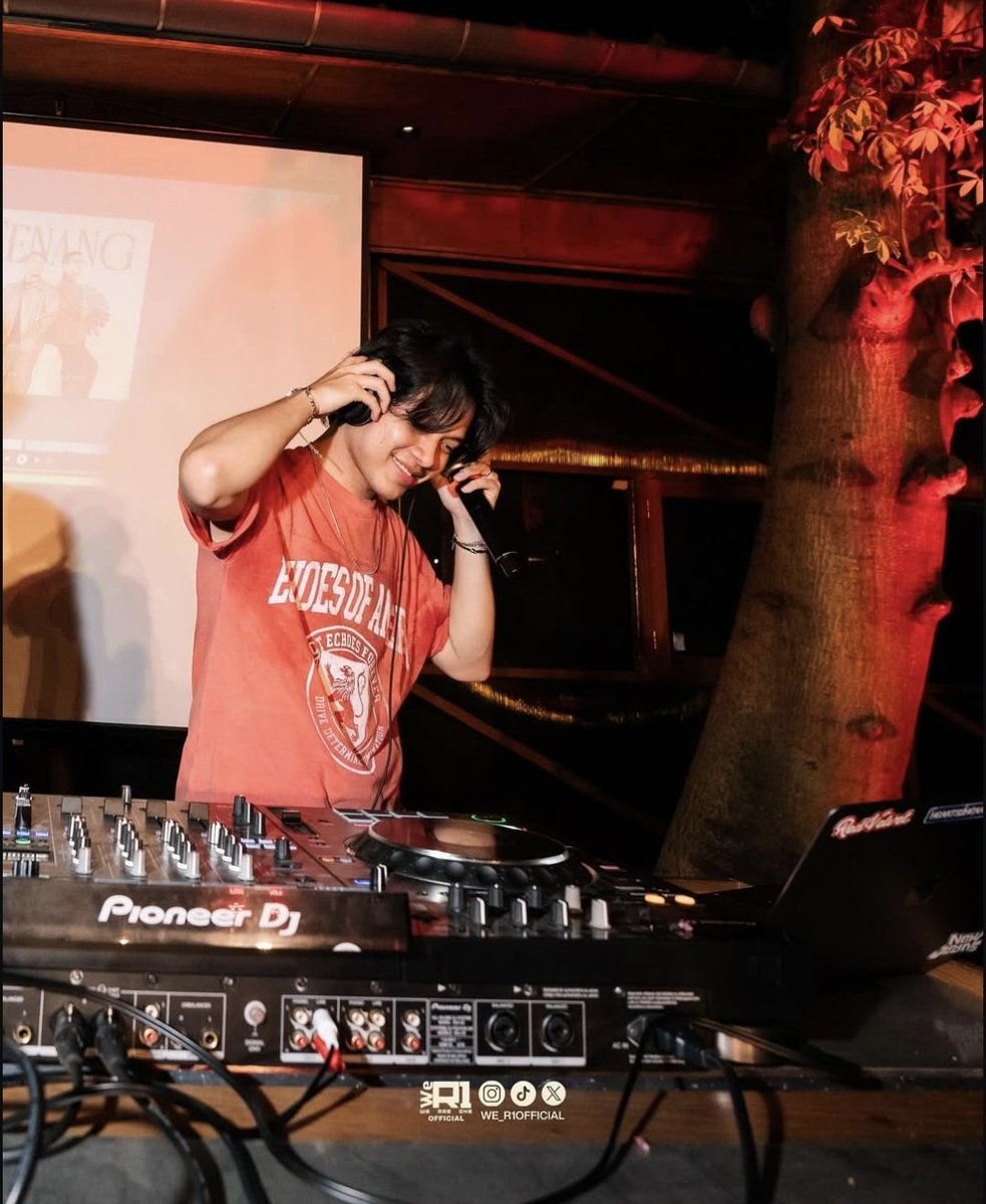 happy rony happy us❤️‍🩹❤️‍🩹