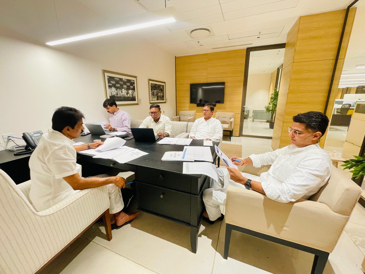 As part of our Sangathan Srijan Abhiyan in Chhattisgarh, held one on one meetings along with GS In-charge Sh. <a href="/SachinPilot/">Sachin Pilot</a> ji with AICC Observers deputed to Chhatisgarh and senior leaders to discuss the appointment of new DCC Presidents.