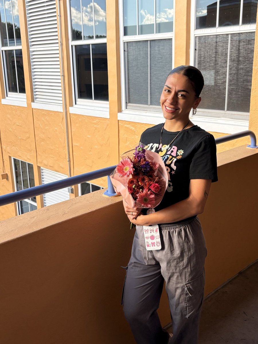 Congrats to Silver Bluff’s finest! 🎉
Honoring Ms. Yenni Espinosa, Teacher of the Year, and Ms. Jennifer Azum, Rookie Teacher of the Year! 💙🐾