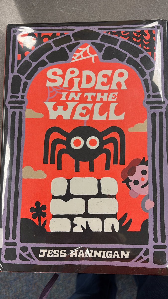 HicksLibrary's tweet image. It’s a spooky, spider spectacle this week in the library! #fallfun @HicksTigers @Alief_Libraries