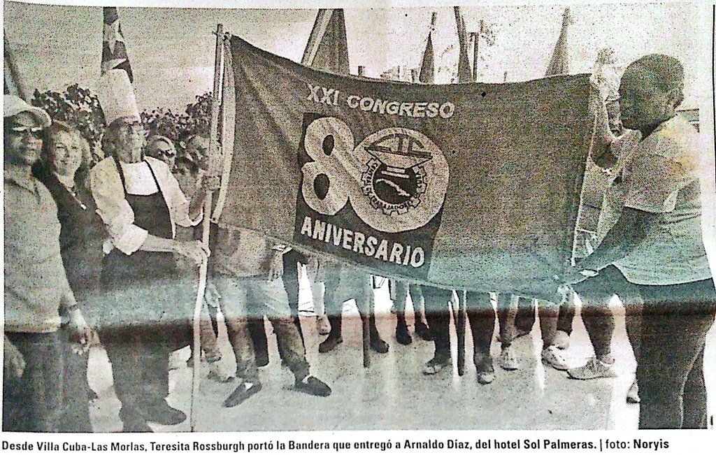 🌳Las raíces de nuestro #SNTHT se nutren de la labor de nuestros fundadores encargados de sembrar la semilla de la esperanza.
✊️Sus manos construyeron sueños, 🗣sus voces alzaron ideales.
🇨🇺 ¡Por eso honramos a nuestros fundadores, ejemplo de sacrificio y entrega!
<a href="/Villacuba/">bernard josiane</a>