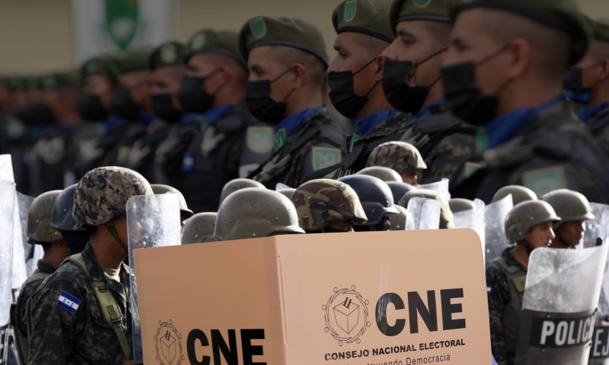 La violencia y la inseguridad en Honduras tienen raíces profundas.  En el proceso electoral de 2025, abordar esta problemática es clave para nuestra democracia y los derechos humanos.

Continúa leyendo el Informe de Monitoreo de Seguridad 12 aquí: cespad.org.hn/situacion-de-l…