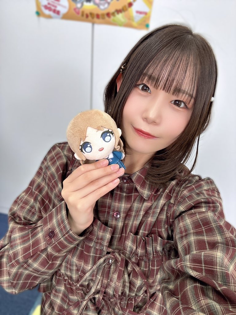 #バンドリTVLIVE
ありがとうございました🌟

盛りだくさんの情報とゲームで、とっても楽しい時間でした✨

お知らせ全部要チェックですよー！！
LIVEも頑張るぞっ！！！