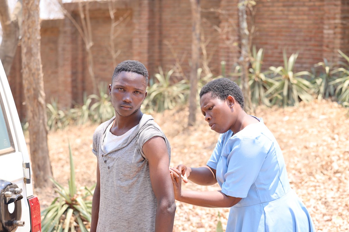 WHOMalawi's tweet image. “I am #protected. I was #vaccinated against the #Mpox #virus you can get #vaccinated too”