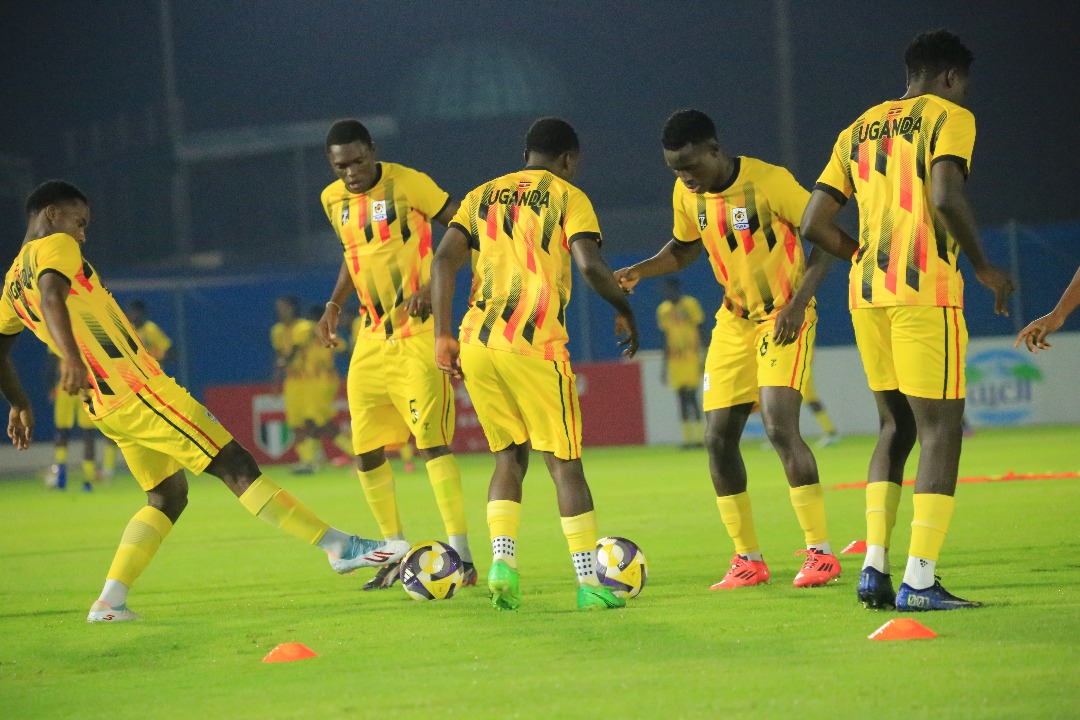 OfficialFUFA's tweet photo. Uganda U-17 warm-up at Al Arabi Sports and Cultural Club ahead of the international friendly match against Venezuela.
#UGAVEN | #InternationalFriendly https://t.co/OBV4HkF0RC