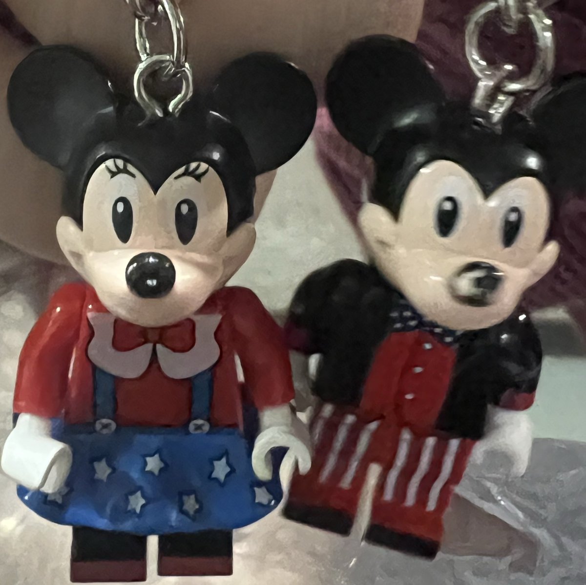 お揃いで鍵につけてるコレちょーオキニかわいい彼氏にえらんでもらったやつ