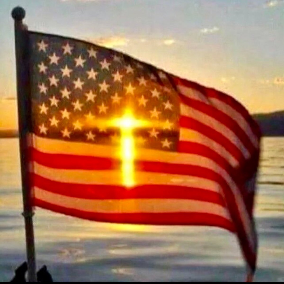 USMCPacker8266's tweet photo. I HONOR my BROTHER, NEVER FORGOTTEN… #HaroldGratton, #Beirut, #Gratton, #Cohoes https://t.co/1vZA6ro0BP