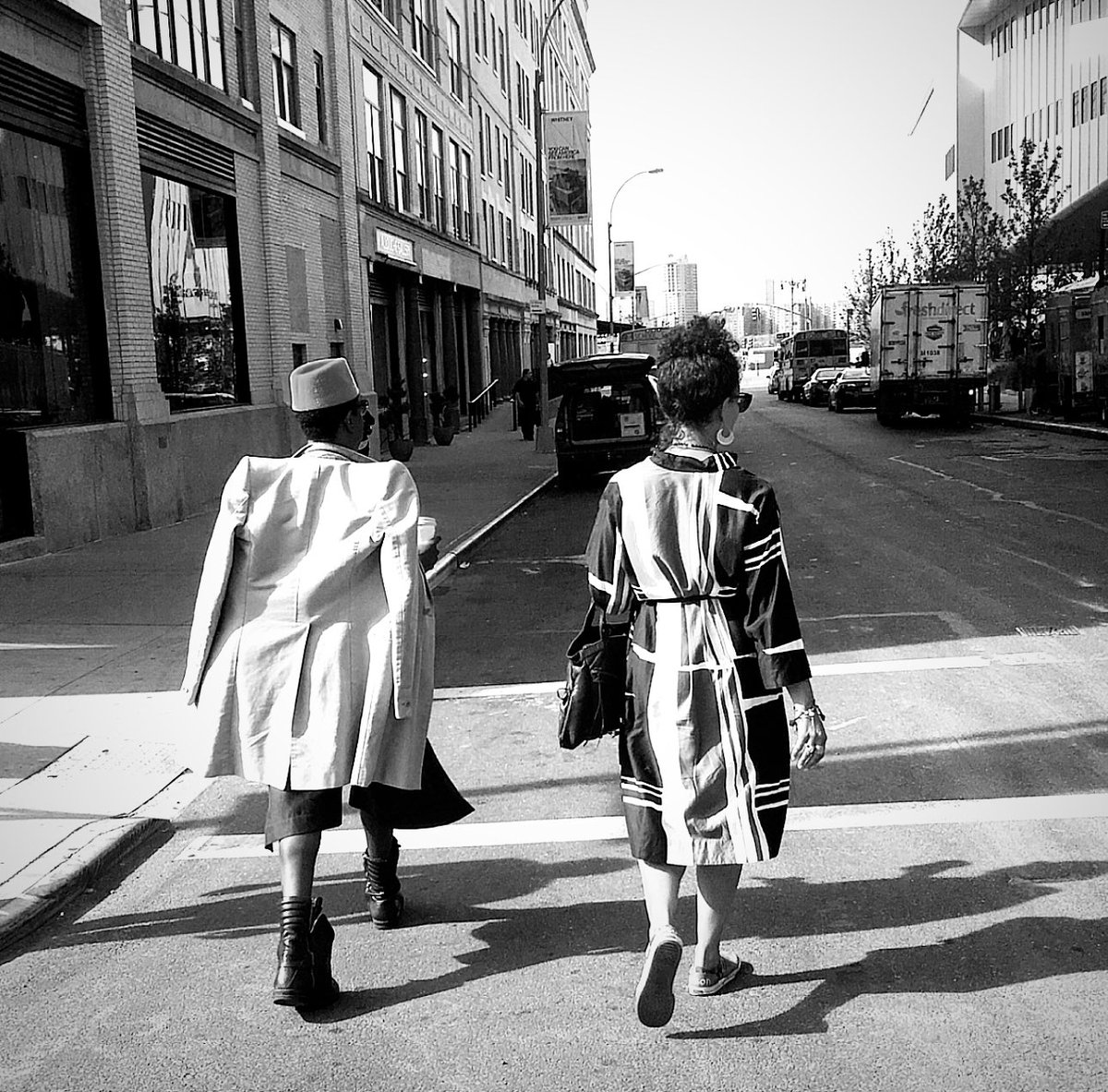 Aminaranee's tweet image. 🖤 Bestie in Dumbo #workmode