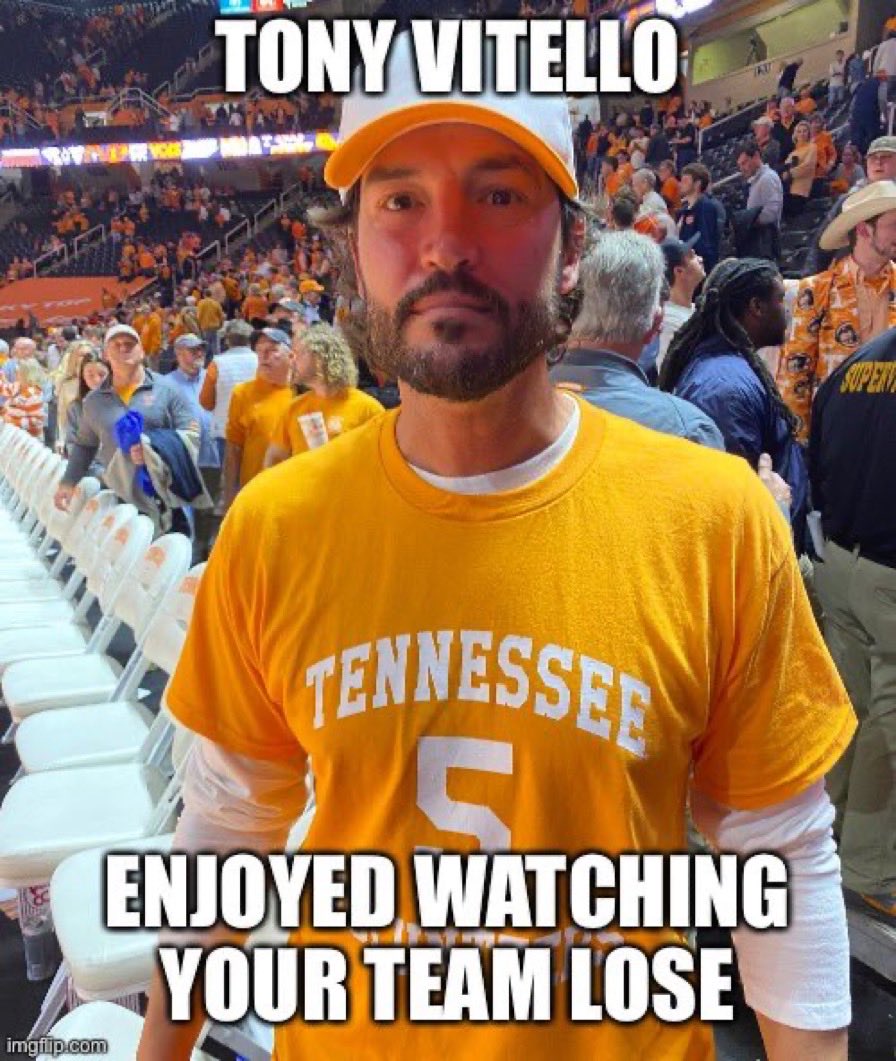 VOLatile Fan tweet media