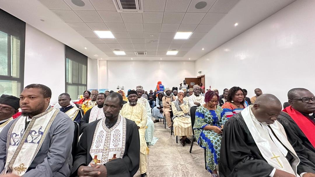 UN_Cameroon's tweet photo. Religious leaders from the CMR Asso. for #Interfaith_dialogue, #ACADIR have prayed for peace & called on Cameroonians to build & preserve peace during and after elections. #UNCMR RC, @IssaSanogoUN & @PNUDCameroon ResRep, @ciowela attended the ecumenical 🙏🏽 service in Y’de. https://t.co/ZLmzyh93SU
