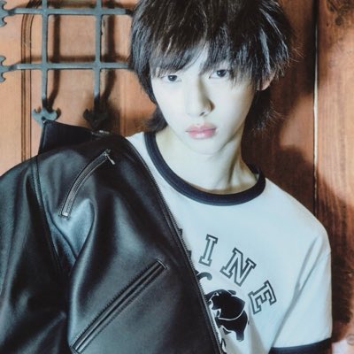 #NewProfilePic i mean look at that face card