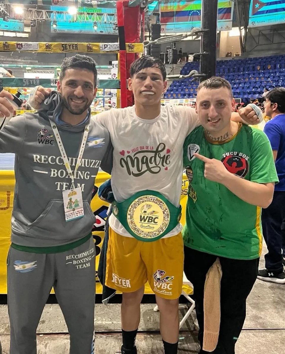 idendeportiva's tweet photo. #Boxeo
Destacada actuación 🇦🇷 en el Torneo Mundial Amateur del Consejo Mundial de Boxeo (WBC) en Tijuana 🇲🇽
🏆Fernando Bahhouri
🏆 Fabricio Verón
🏆 Alicia Espínola
🏆 Tatiana Daglio
🏆 Lautaro Martínez
🥈Matías Segura
🥈Tatiana Flores
Info @cercadelring
#BoxeoARG https://t.co/PBTe6T41Kk