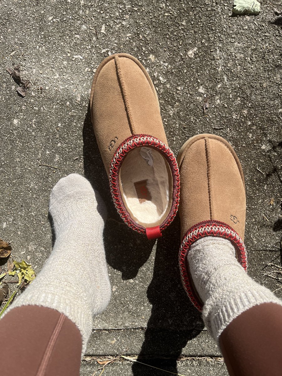 spoilprncss's tweet image. Uggs, your #1 weakness