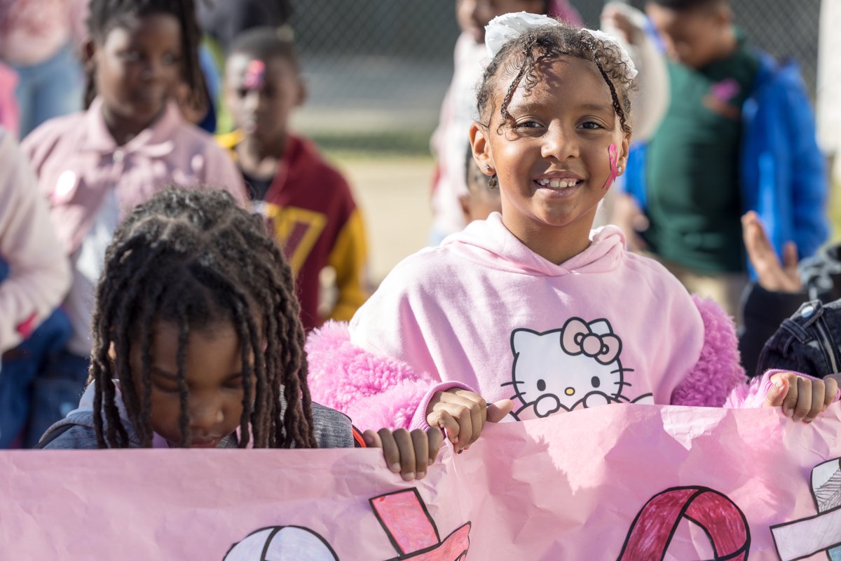 CedarTreeDC's tweet image. Our Cedar Tree Academy family came together for our Breast Cancer Awareness Walk to show love, strength, and support for all the warriors and survivors.

Event photos are FREE to download via our website gallery or the link in our bio!

#BreastCancerAwareness #LTLT