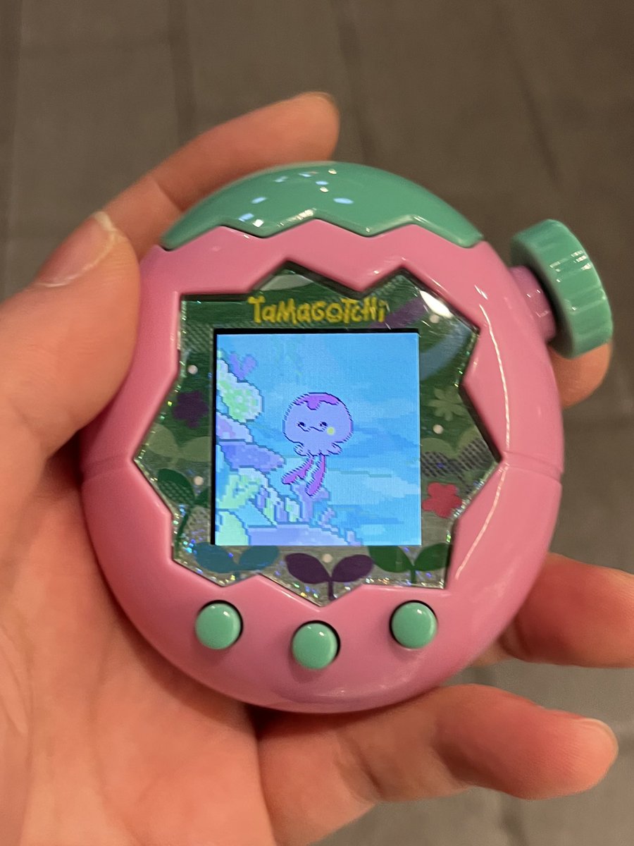 yappi____c's tweet image. 大人になってするたまごっち楽しすぎ