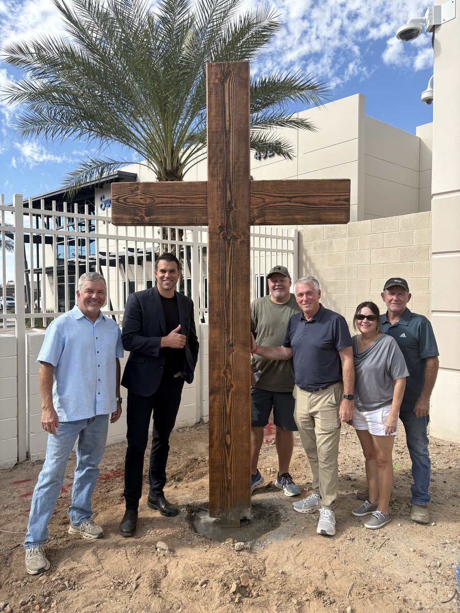 New addition to the TPUSA HQ!!

God bless these amazing folks who came all the way from Texas and Ohio to gift this beautiful wooden cross to the team in Charlie’s honor.