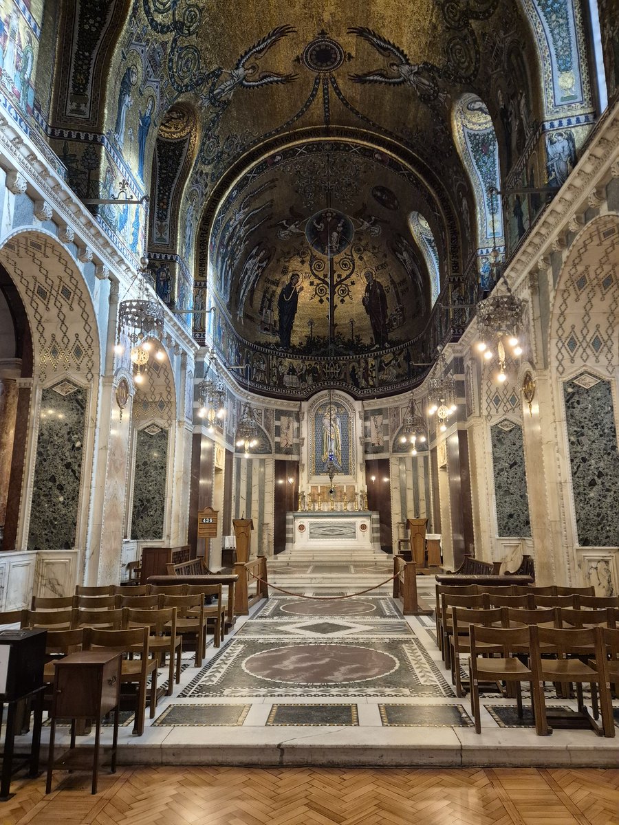 The beautiful Lady Chapel in <a href="/WestminsterCath/">WestminsterCathedral</a> did you know there is a wonderful image of the 
Carmelite Saint Simon Stock receiving the scapular from Our Lady?
