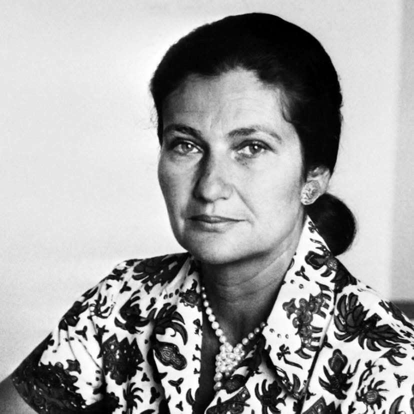 "Au fond, ce sont toujours aux faibles que l'on fait la morale, tandis qu'on finit par blanchir les puissants."
Simone Veil, Une Vie