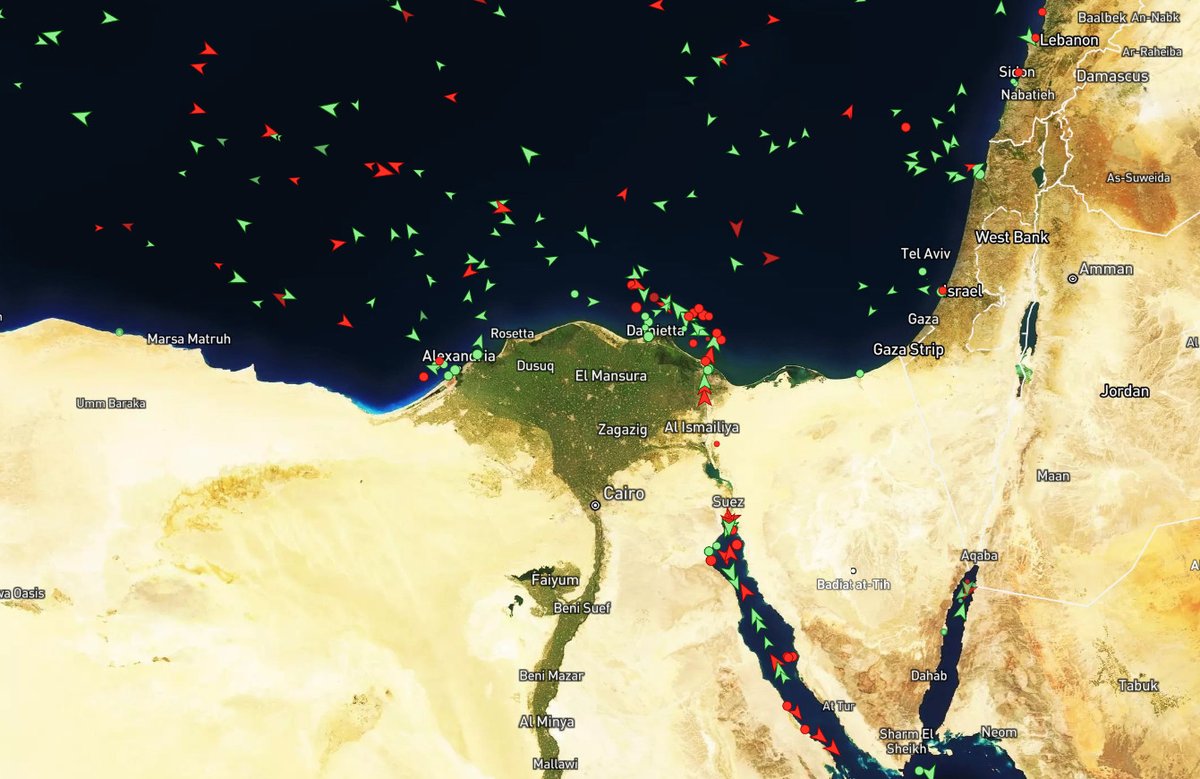 LatifundistCom's tweet image. 🚢🇪🇬 Around 200,000 mt of 🇺🇦Ukrainian wheat remain stranded off Egypt’s ports as traders await payments under state contracts with Mostakbal Misr.
Market sources cite delays in opening letters of credit after changes to Egypt’s grain procurement system.
🗺️ MarineTraffic, 23 Oct