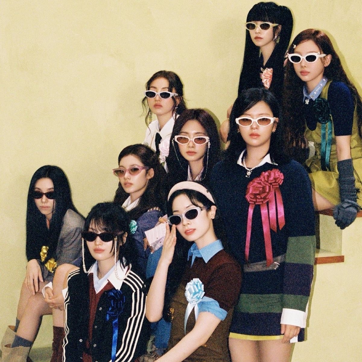 1 RETWEET/REPLY = 1 VOTE FOR TWICE!

I vote for #TWICE at #2025MAMAVOTE