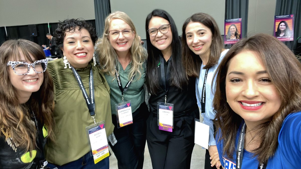 RISDMET's tweet image. RISD DL team is present and ready to learn! ⭐️ TABE 2025! #bilingualism #biliteracy #DreamBIG @clorisrangel @kristinleeper9