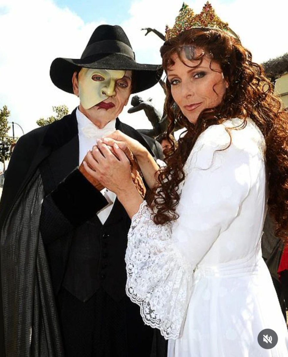 Joke de Kruijf and Ben Cramer
#thephantomoftheopera #phantomoftheopera